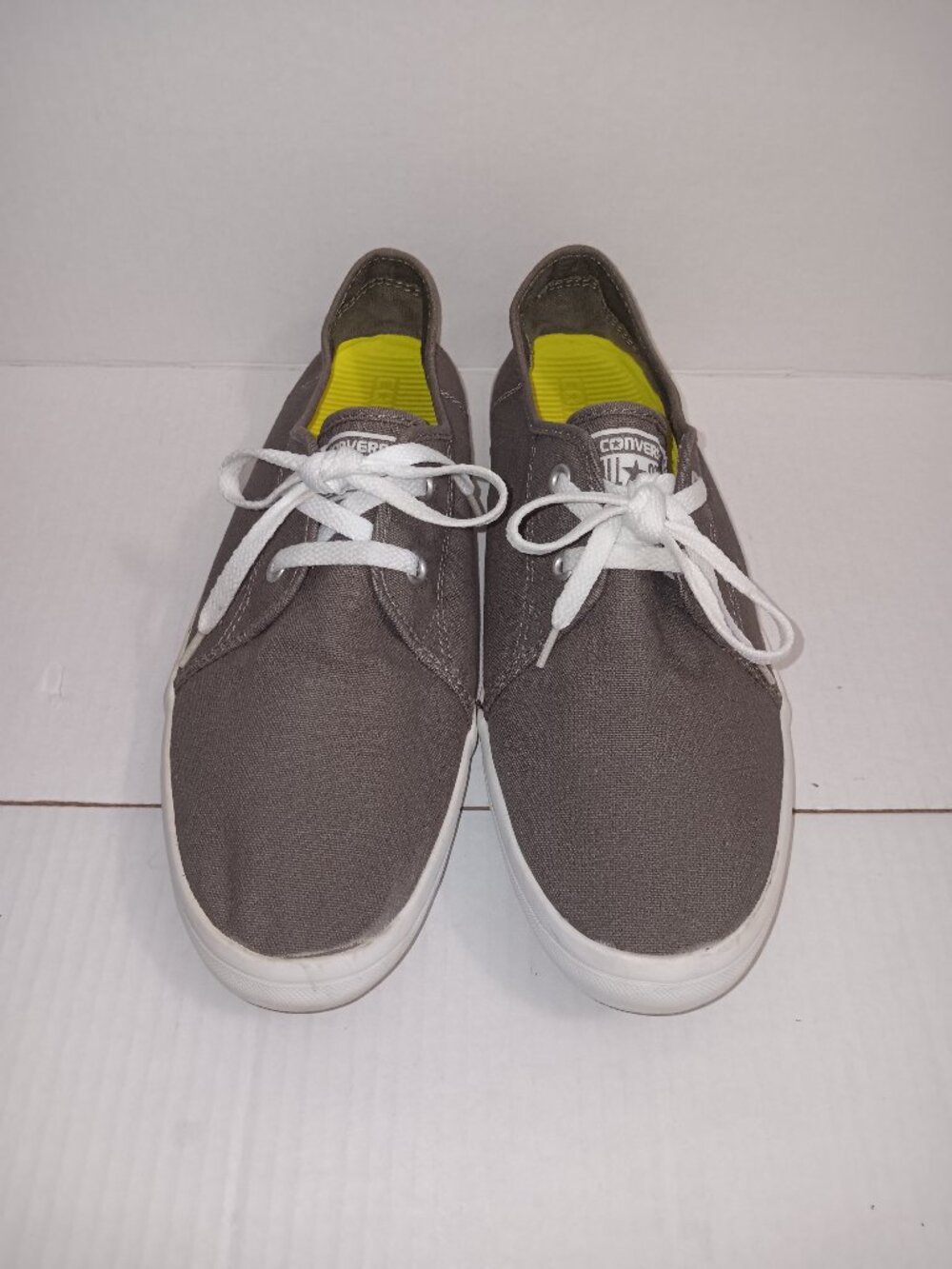 CONVERSE CHUCK TAYLOR ALL STAR LOW-TOP RIFF CHARCOAL GRAY MEN'S 11/ WOMEN'S 12.5